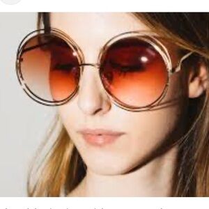 Elegant Rose-Tinted Sunglasses